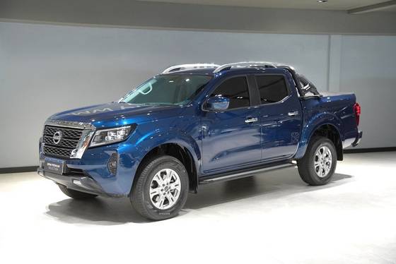 NISSAN FRONTIER 2.3 16V TURBO DIESEL XE CD 4X4 AUTOMÁTICO